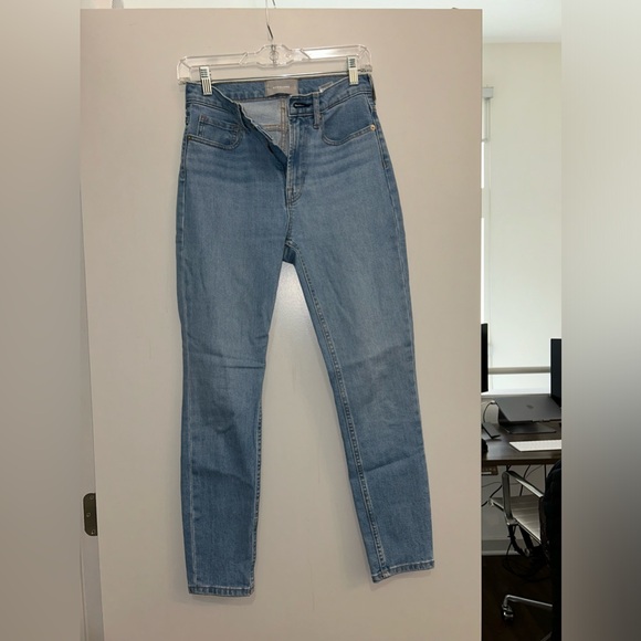 EVERLANE ANKLE JEANS SIZE 25 - Picture 1 of 3